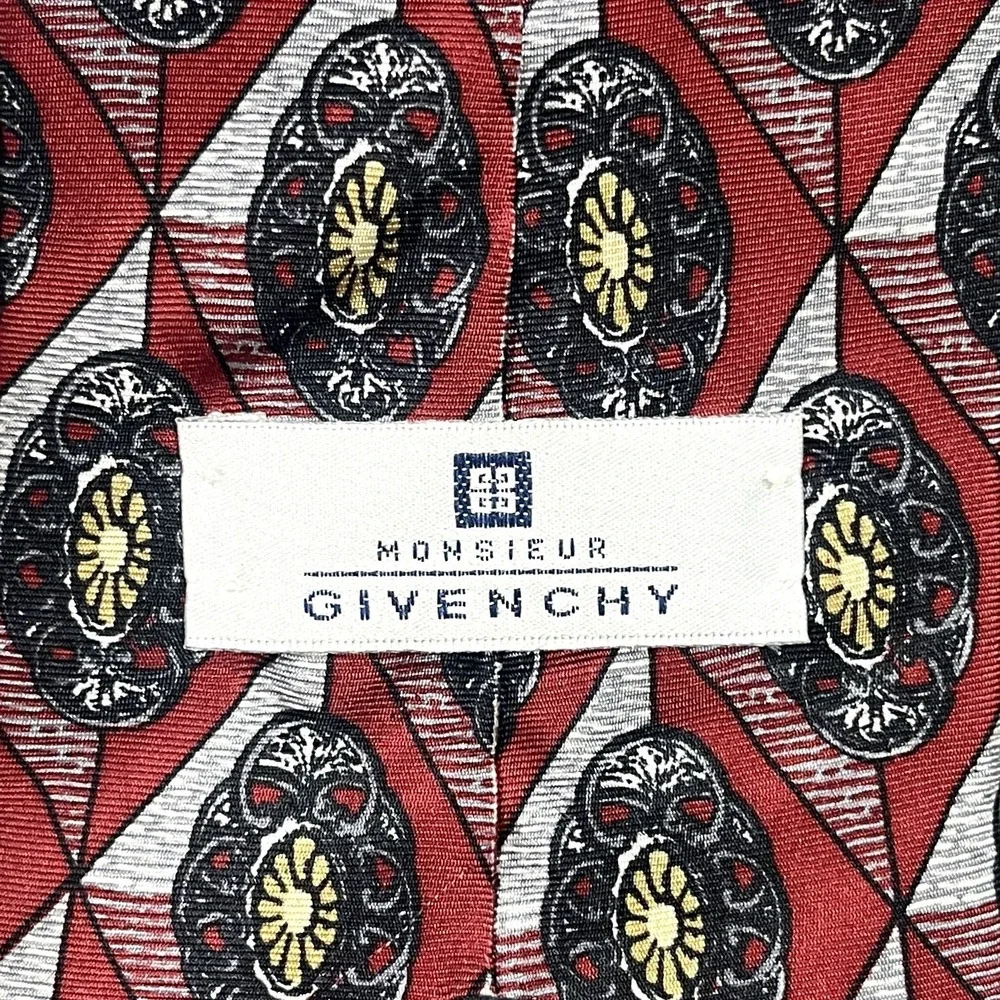 Vtg Givenchy Monsieur 100% Silk Luxury Necktie Red Medallion Print USA Made